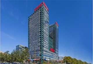 前海卓悦INTOWN异形展板背景板制作